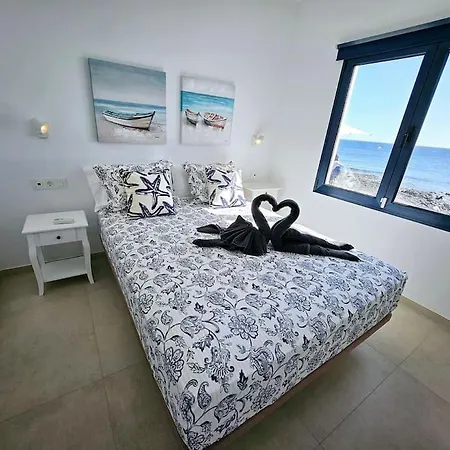 Casa Junto Al Mar * Playa Quemada